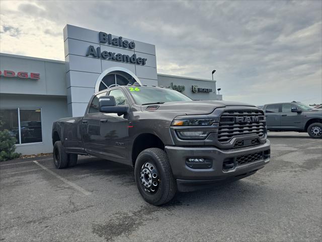 2026 RAM 3500 RAM 3500 BIG HORN CREW CAB 4X4 8 BOX