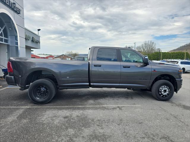 2026 RAM 3500 RAM 3500 BIG HORN CREW CAB 4X4 8 BOX