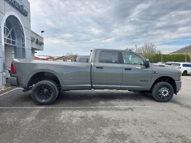 2026 RAM Ram 3500 RAM 3500 BIG HORN CREW CAB 4X4 8 BOX