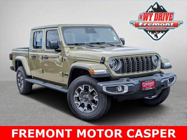 2026 Jeep Gladiator GLADIATOR SAHARA 4X4