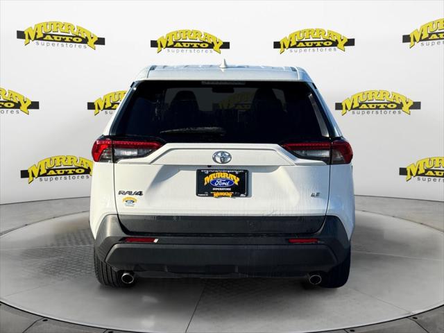 2023 Toyota RAV4 LE