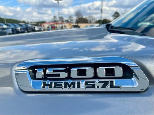 2022 Ram 1500 Big Horn Quad Cab 4x2 6'4" Box