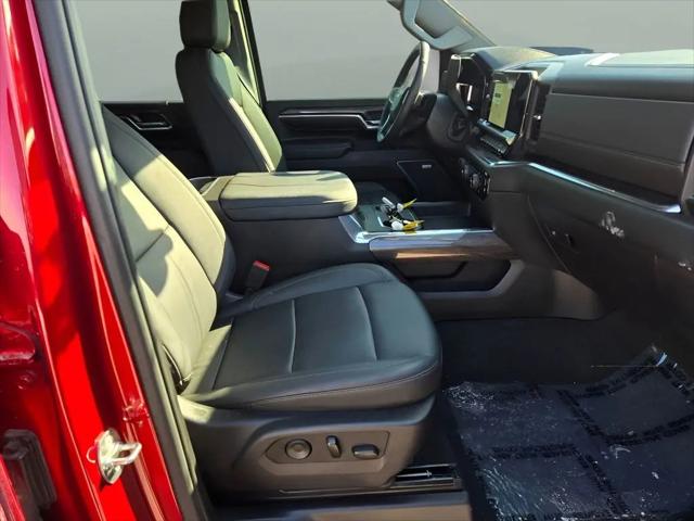 2025 Chevrolet Silverado 2500HD 4WD Crew Cab Standard Bed LTZ