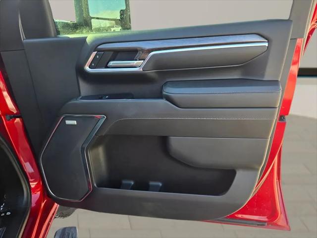 2025 Chevrolet Silverado 2500HD 4WD Crew Cab Standard Bed LTZ