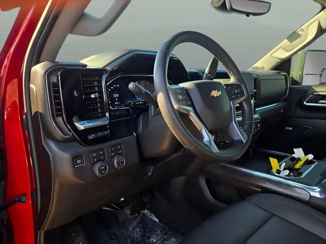 2025 Chevrolet Silverado 2500HD 4WD Crew Cab Standard Bed LTZ