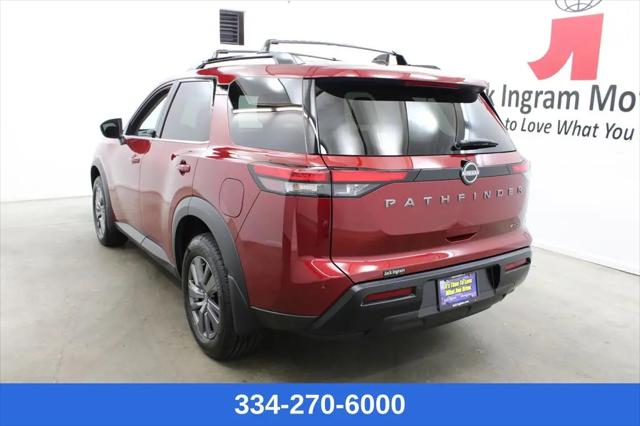 2026 Nissan Pathfinder SV