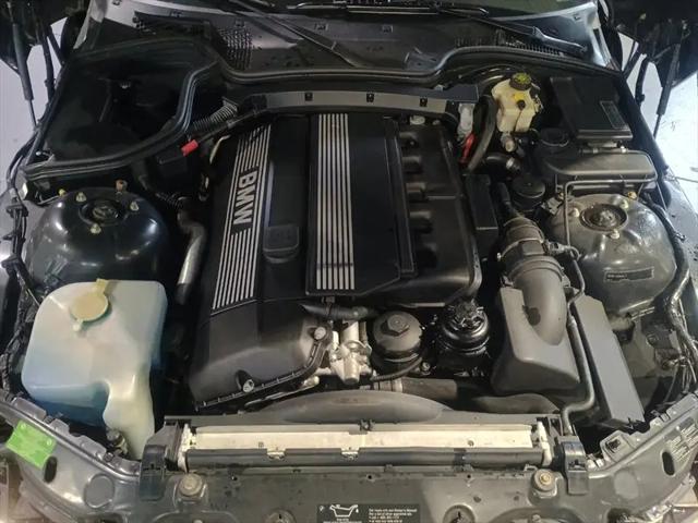 2001 BMW Z3 3.0i