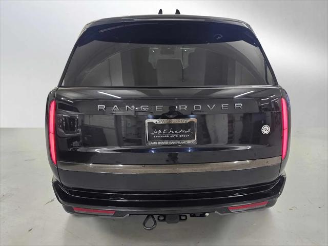 2026 Land Rover Range Rover P615 SV