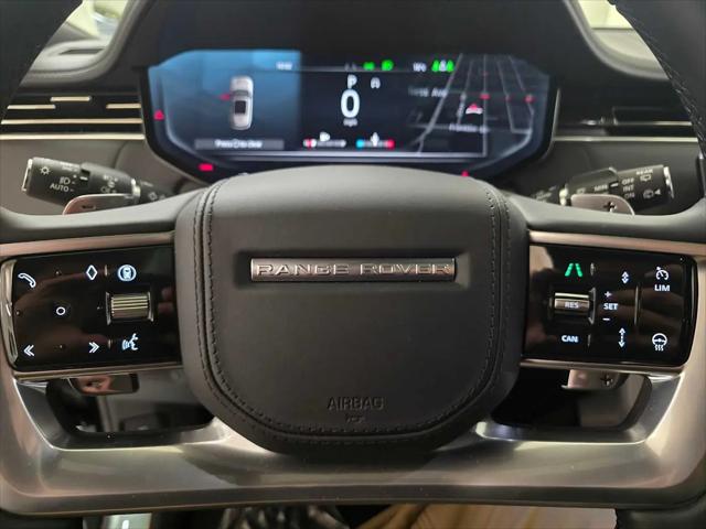 2026 Land Rover Range Rover P615 SV
