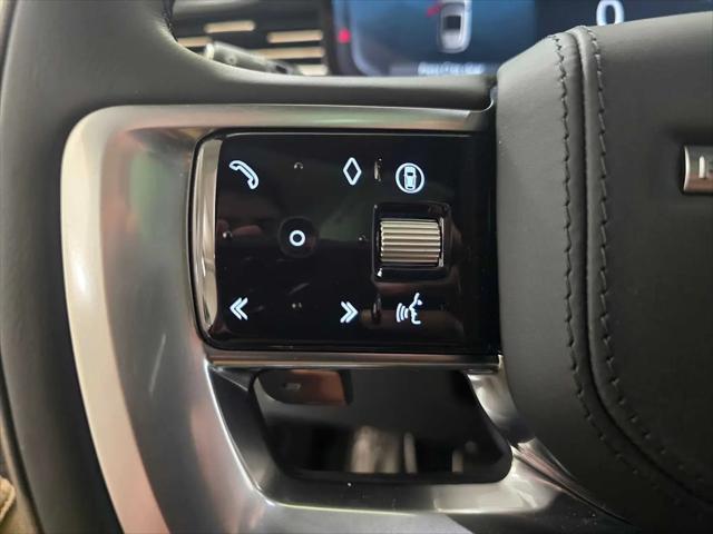 2026 Land Rover Range Rover P615 SV