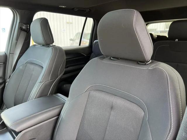 2026 Jeep Grand Cherokee L Altitude 4x4