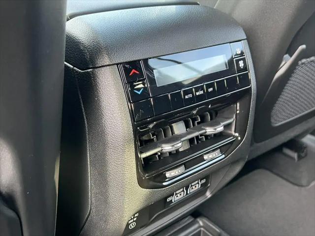 2026 Jeep Grand Cherokee L Altitude 4x4