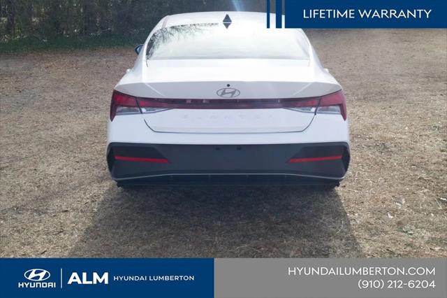 2026 Hyundai Elantra SE