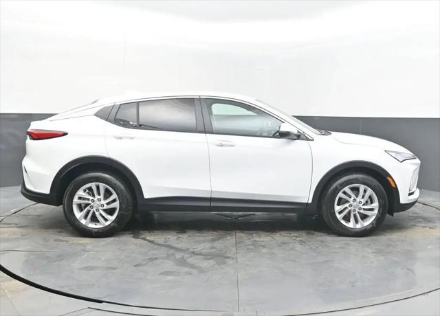 2026 Buick NV Preferred FWD