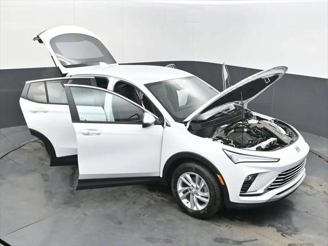 2026 Buick NV Preferred FWD
