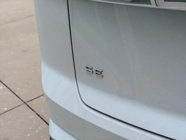 2026 Volkswagen Atlas Cross Sport SE with Technology
