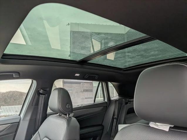 2026 Volkswagen Atlas Cross Sport SE with Technology