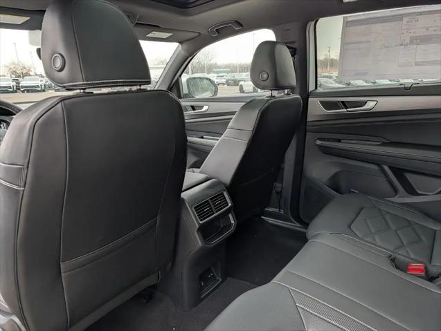 2026 Volkswagen Atlas Cross Sport SE with Technology