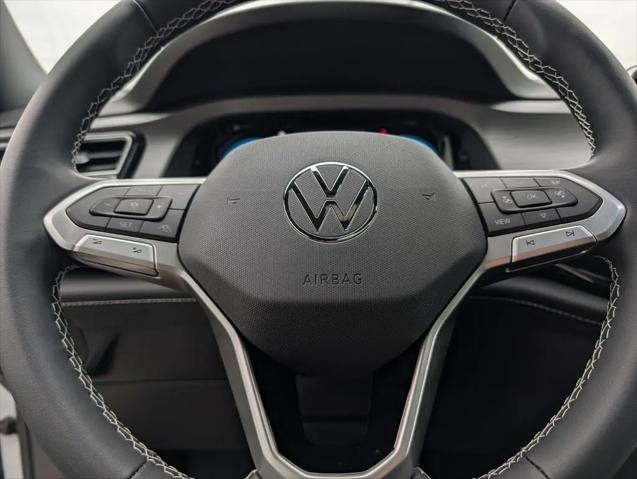 2026 Volkswagen Atlas Cross Sport SE with Technology