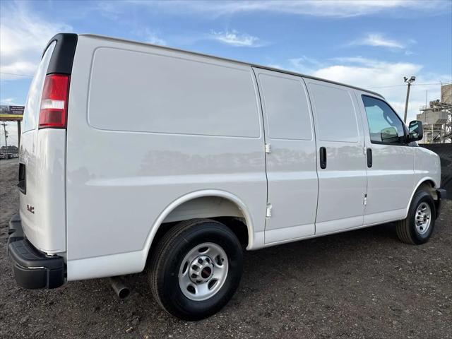 2026 GMC Savana Cargo 2500 Regular Wheelbase, Work Van, RWD
