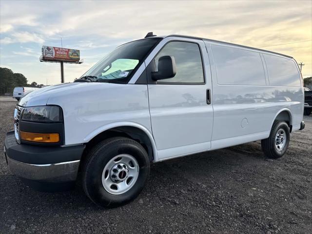 2026 GMC Savana Cargo 2500 Regular Wheelbase, Work Van, RWD