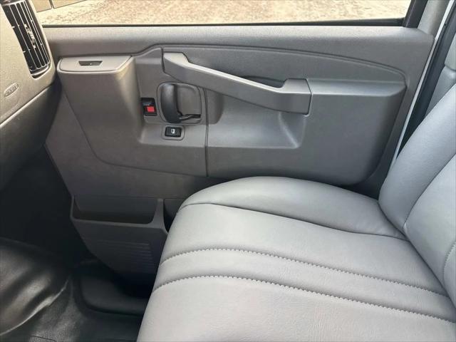 2026 GMC Savana Cargo 2500 Regular Wheelbase, Work Van, RWD