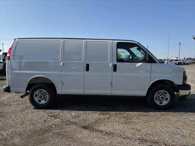 2026 GMC Savana Cargo 2500 Regular Wheelbase, Work Van, RWD