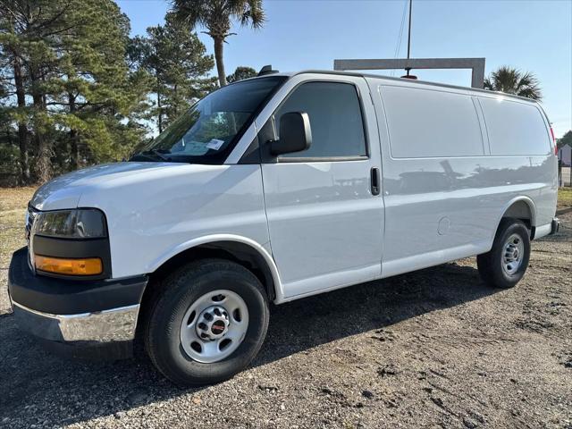2026 GMC Savana Cargo 2500 Regular Wheelbase, Work Van, RWD