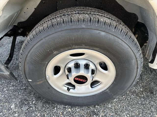 2026 GMC Savana Cargo 2500 Regular Wheelbase, Work Van, RWD