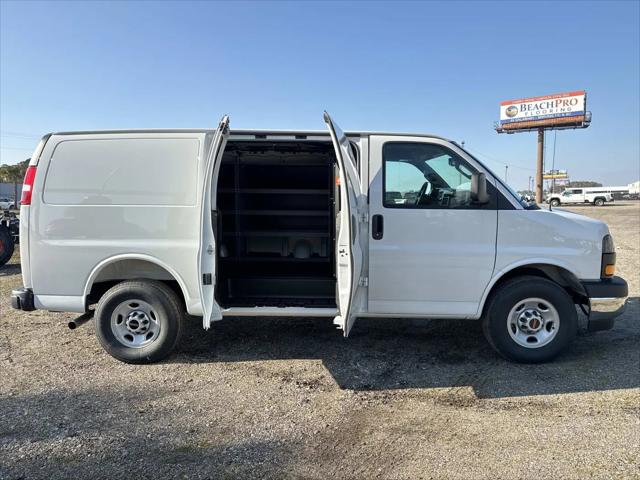2026 GMC Savana Cargo 2500 Regular Wheelbase, Work Van, RWD
