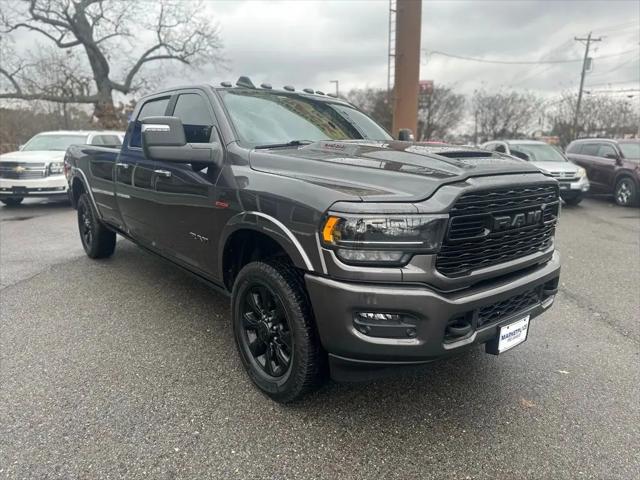 2023 Ram 3500 Limited Crew Cab 4x4 8' Box