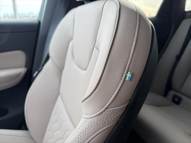 2026 Volvo XC60 B5 Core