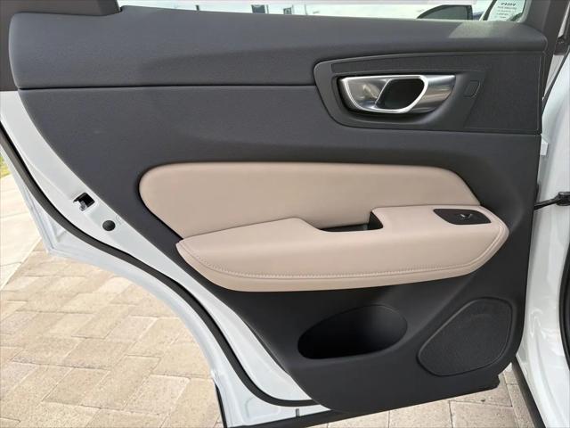 2026 Volvo XC60 B5 Core