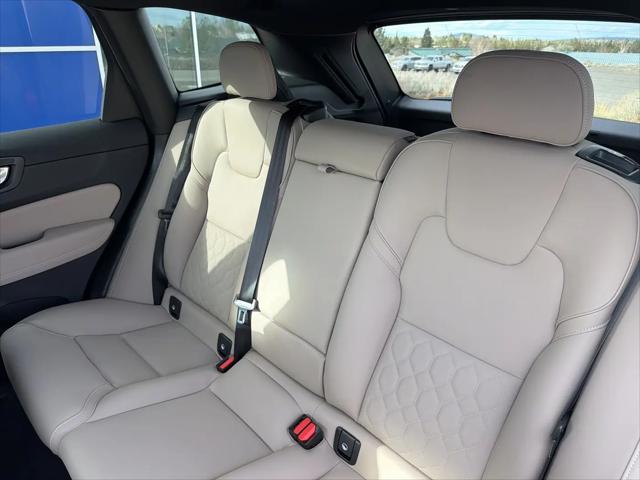 2026 Volvo XC60 B5 Core