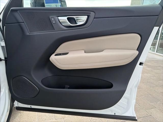 2026 Volvo XC60 B5 Core