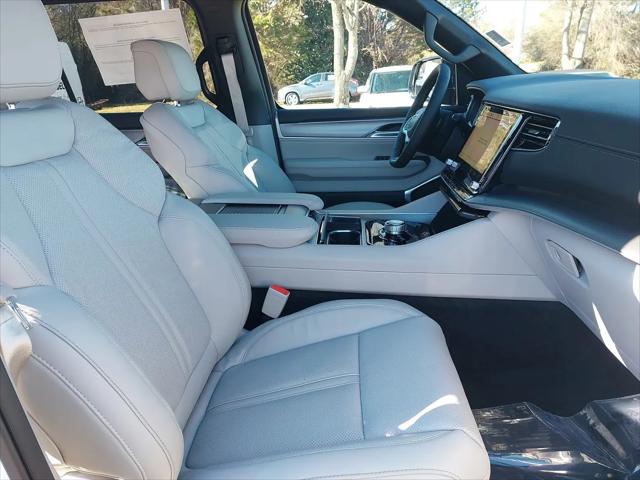 2026 Jeep Grand Wagoneer 4x2