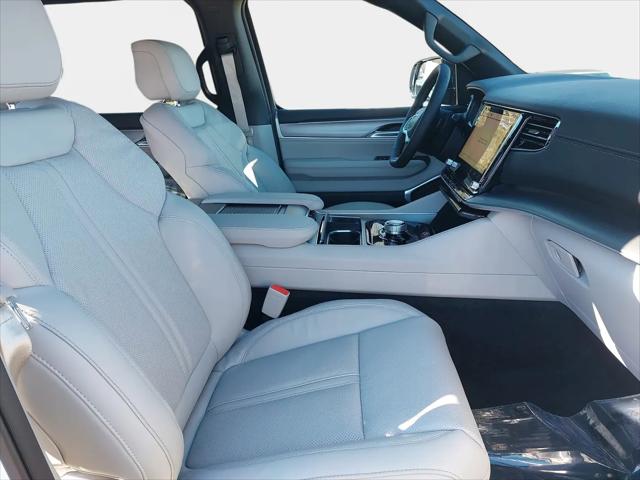 2026 Jeep Grand Wagoneer 4x2