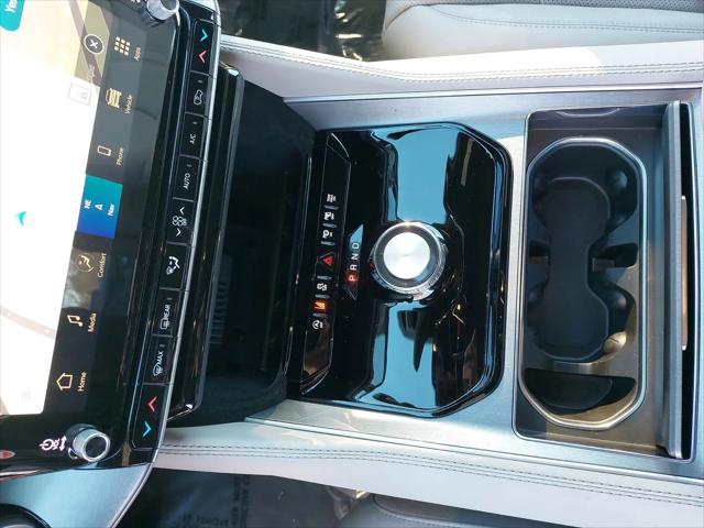 2026 Jeep Grand Wagoneer 4x2