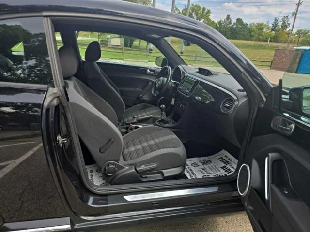 2012 Volkswagen Beetle 2.0T