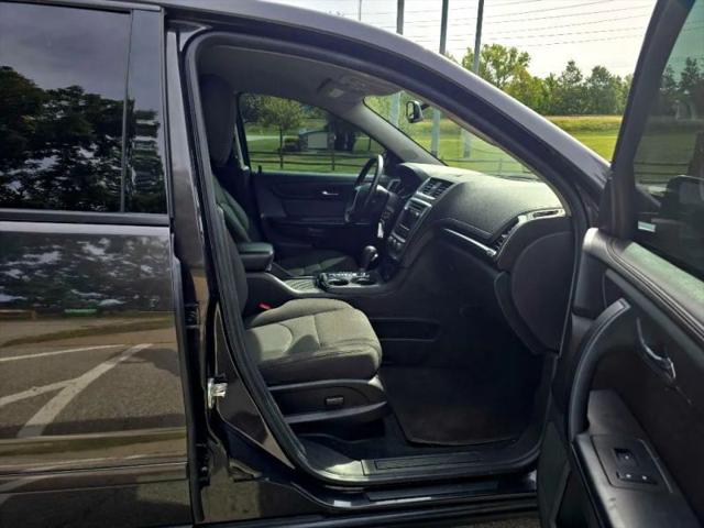 2016 GMC Acadia SLE-2