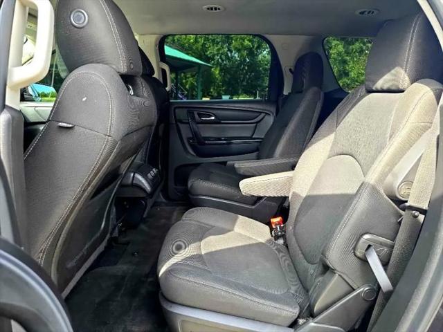 2016 GMC Acadia SLE-2