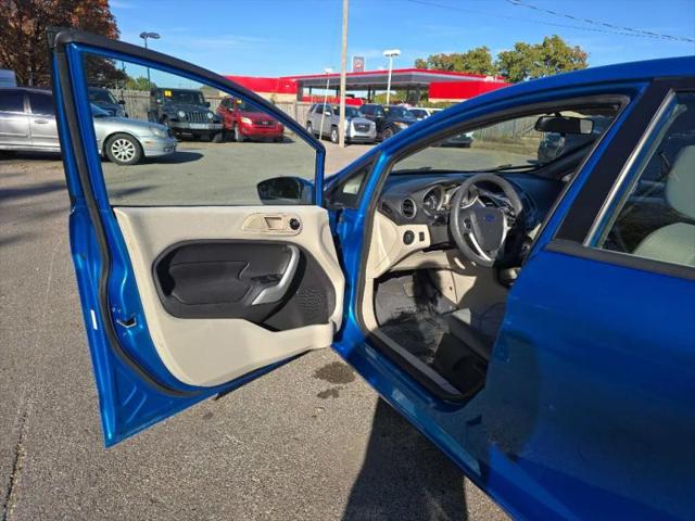 2013 Ford Fiesta SE