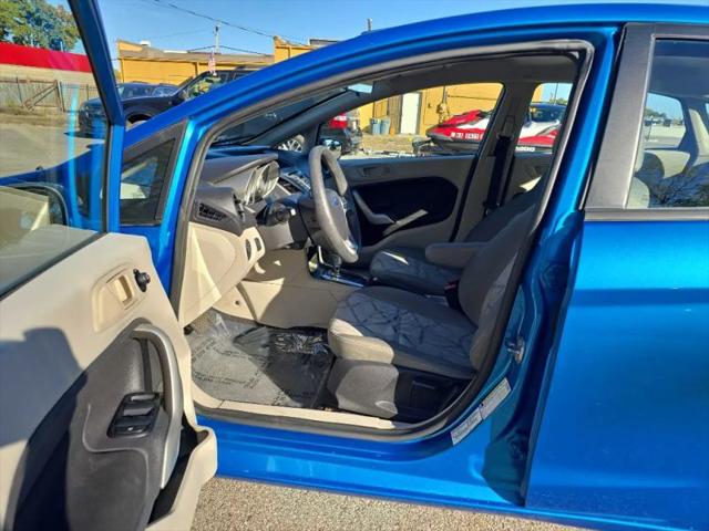 2013 Ford Fiesta SE