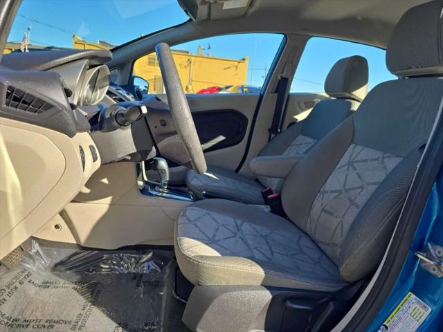 2013 Ford Fiesta SE