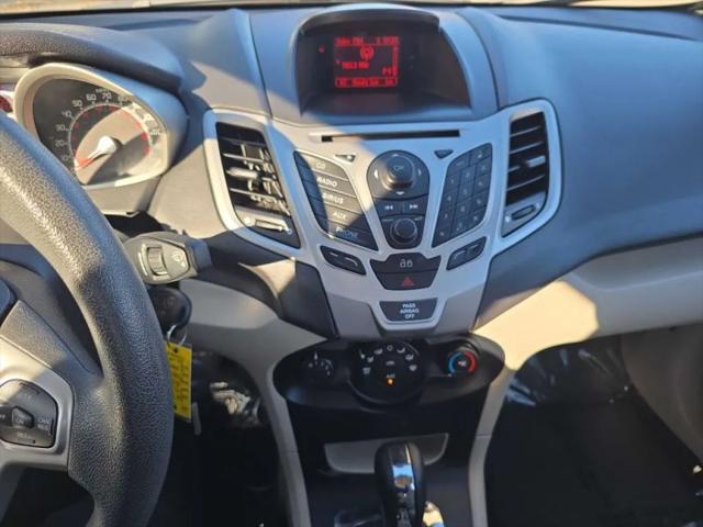 2013 Ford Fiesta SE