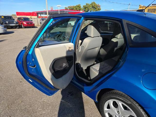 2013 Ford Fiesta SE