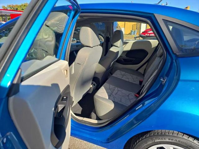 2013 Ford Fiesta SE