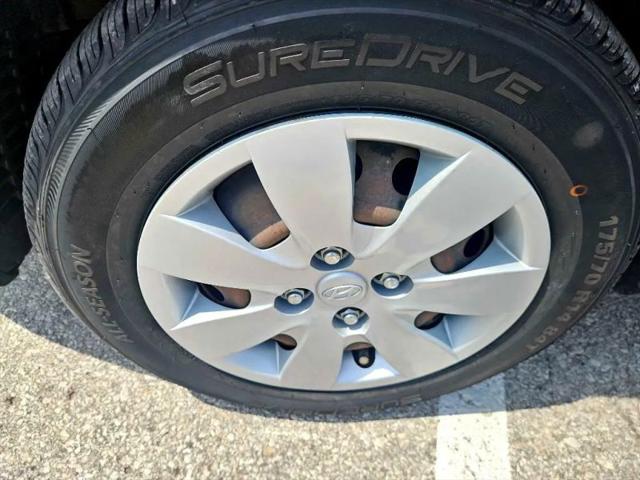 2011 Hyundai Accent GS