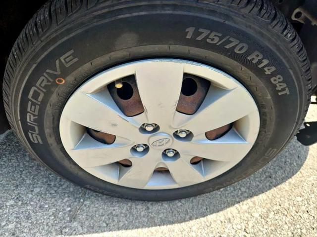 2011 Hyundai Accent GS