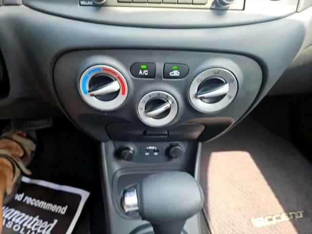 2011 Hyundai Accent GS